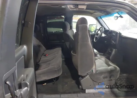 2001 Chevrolet Silverado 1500 Ls from USA, damaged, VIN 2GCEK19T811145862